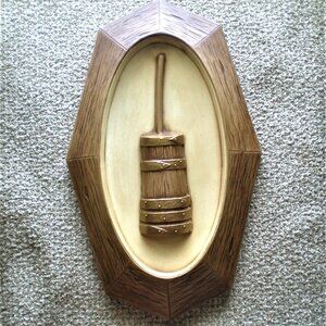 Vintage 1960's Syroco Kitchen Butter Churn Wall Hanging Decor Plaque USA Made